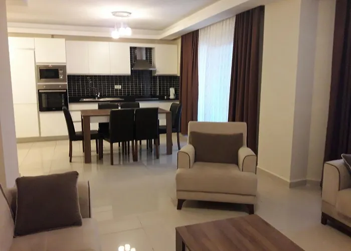 Ξενοδοχείο Golf Village - With Shared Pool