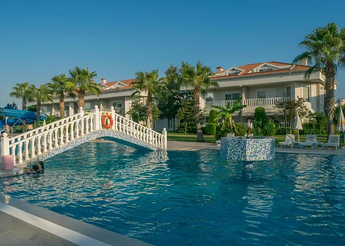 מלון Golf Village - With Shared Pool *
